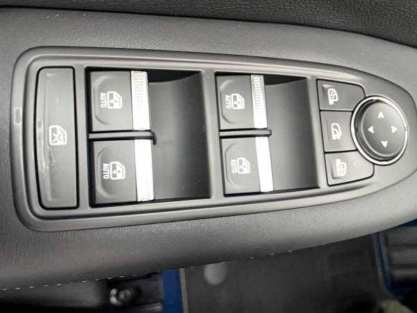 Vente en ligne Renault Megane E-Tech  220 ch autonomie confort au prix de 39 990 €