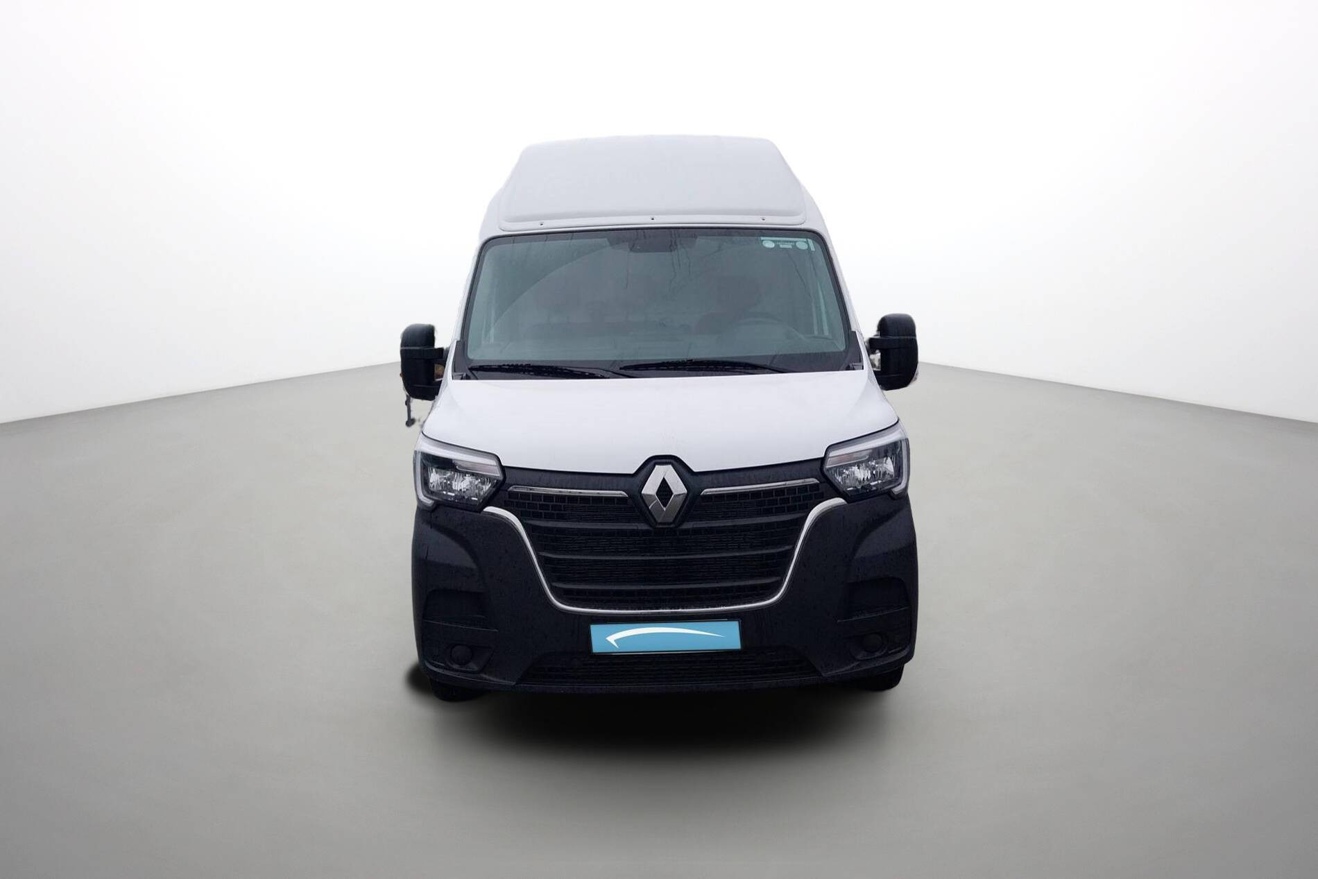 Vente en ligne Renault Master Fourgon MASTER FGN TRAC F3500 L3H3 BLUE DCI 135 au prix de 28 990 €