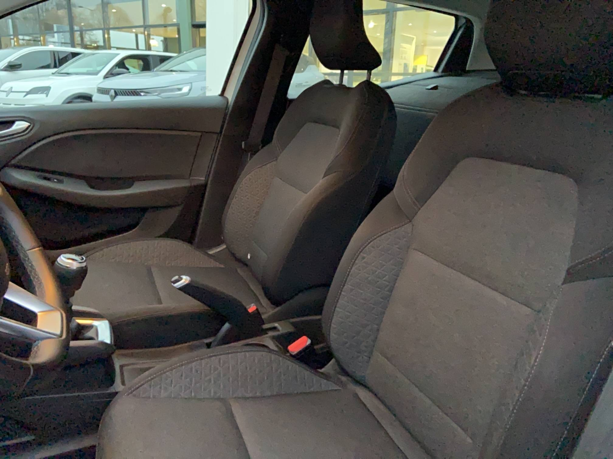 Vente en ligne Renault Clio 5 CLIO SOCIETE TCE 90 - 21N au prix de 10 990 €