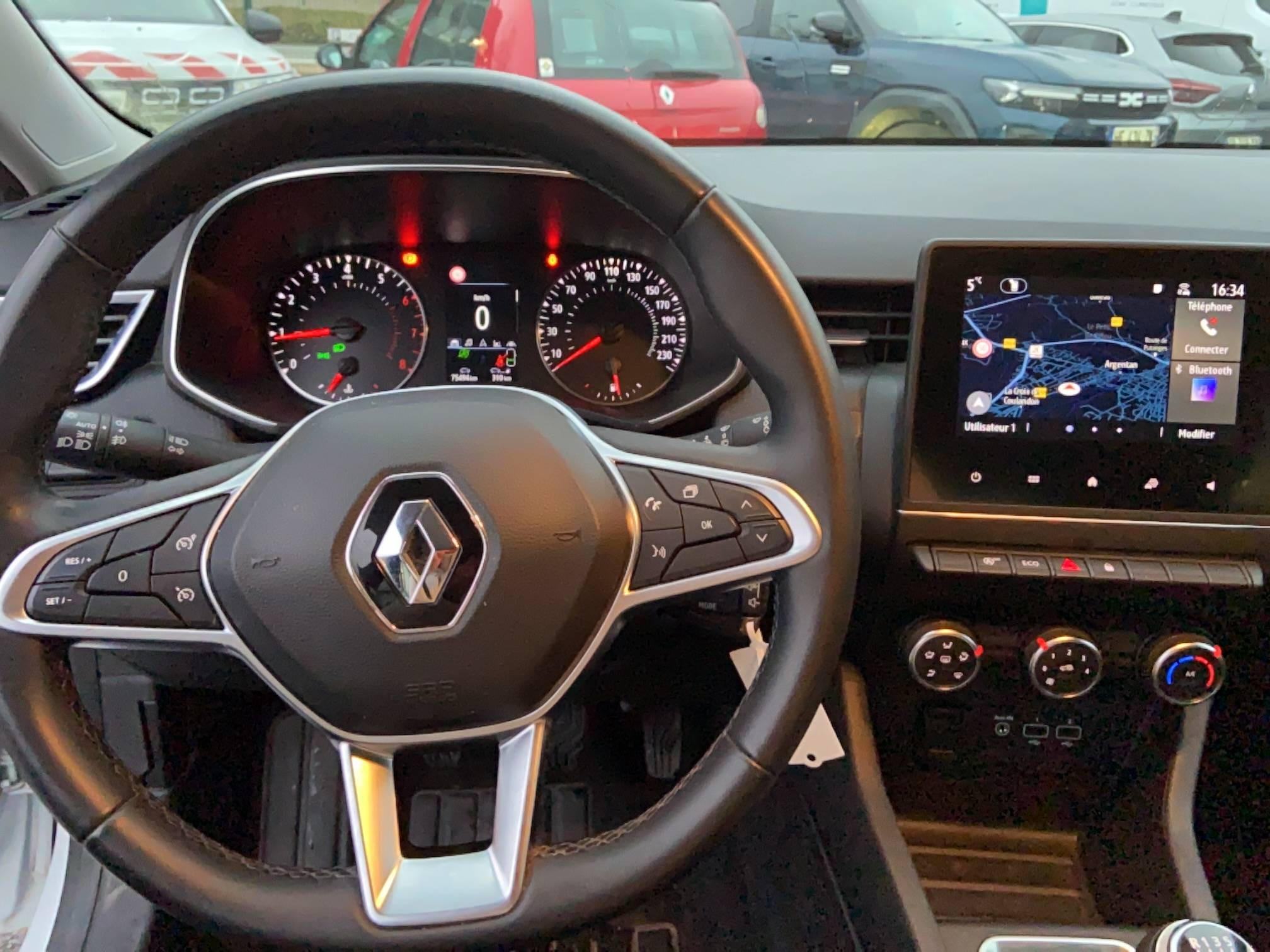 Vente en ligne Renault Clio 5 CLIO SOCIETE TCE 90 - 21N au prix de 10 990 €