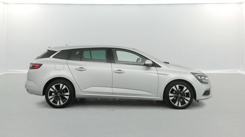 Vente en ligne Renault Megane 4 Estate Mégane IV Estate Blue dCi 115 EDC au prix de 18 490 €
