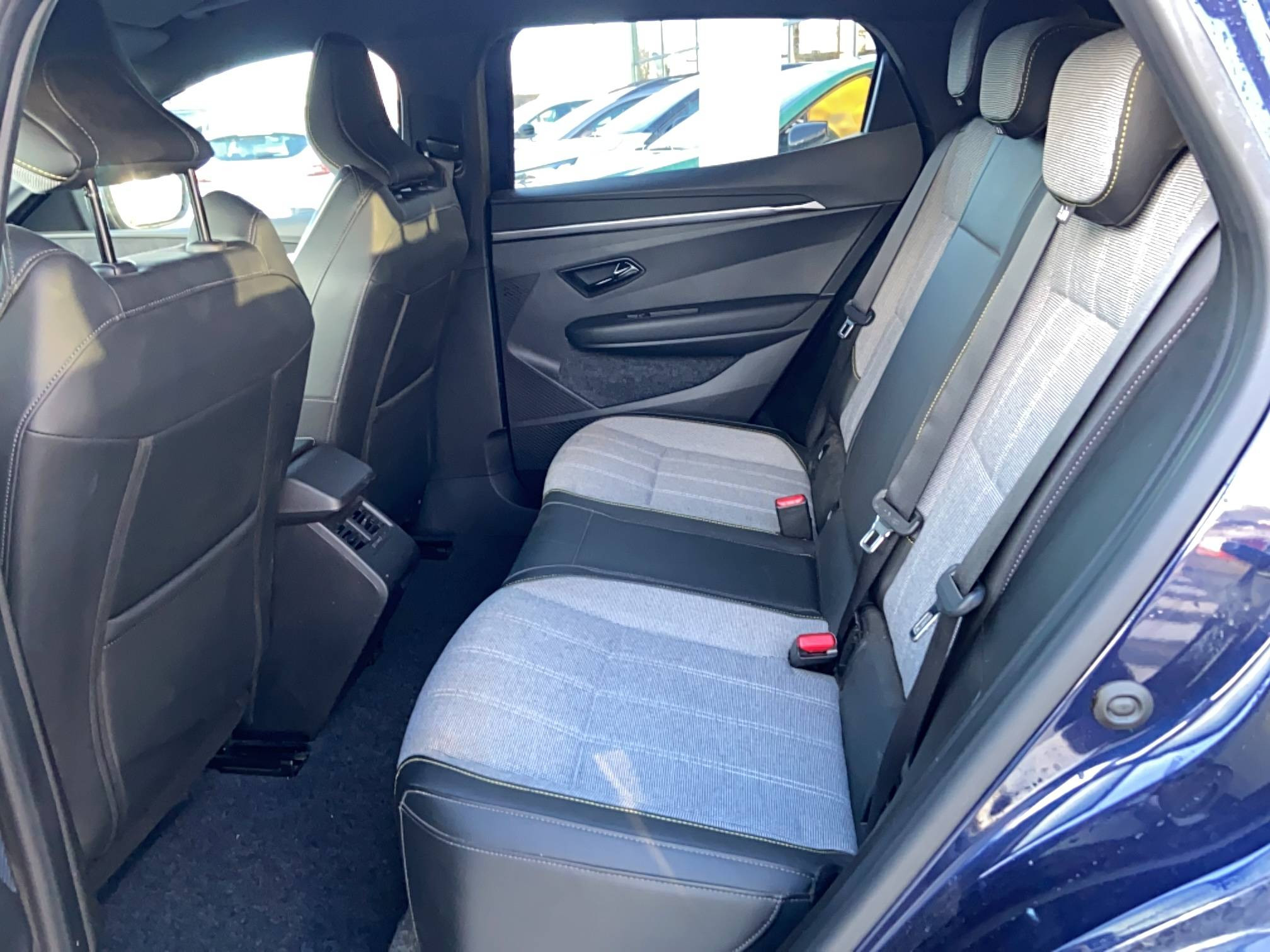 Vente en ligne Renault Megane E-Tech  EV60 220 ch super charge au prix de 26 990 €