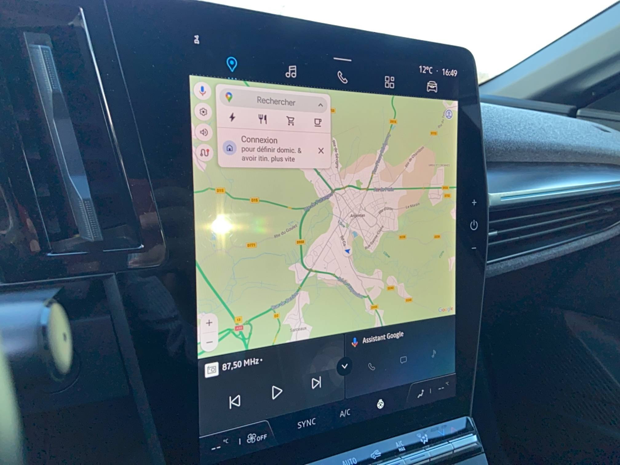 Vente en ligne Renault Megane E-Tech  EV60 220 ch super charge au prix de 26 990 €