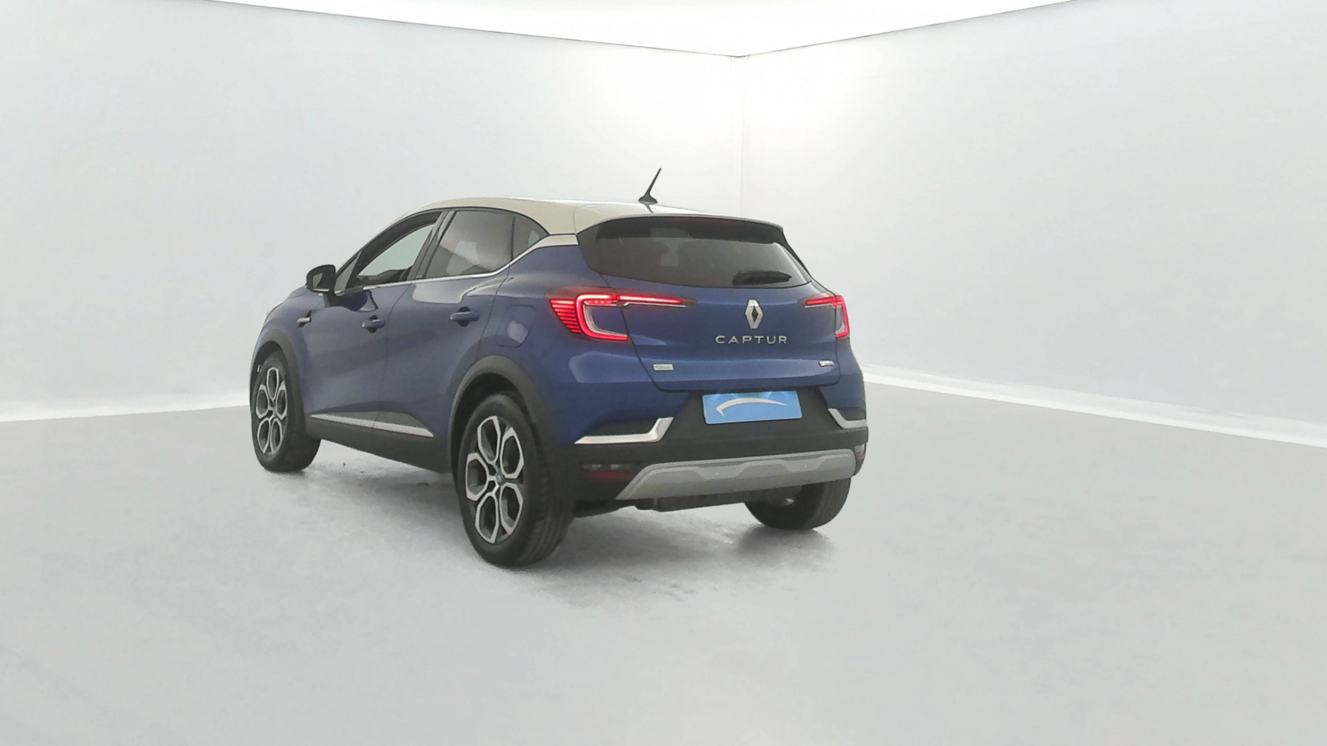 Vente en ligne Renault Captur  E-Tech Plug-in 160 - 21 au prix de 19 490 €