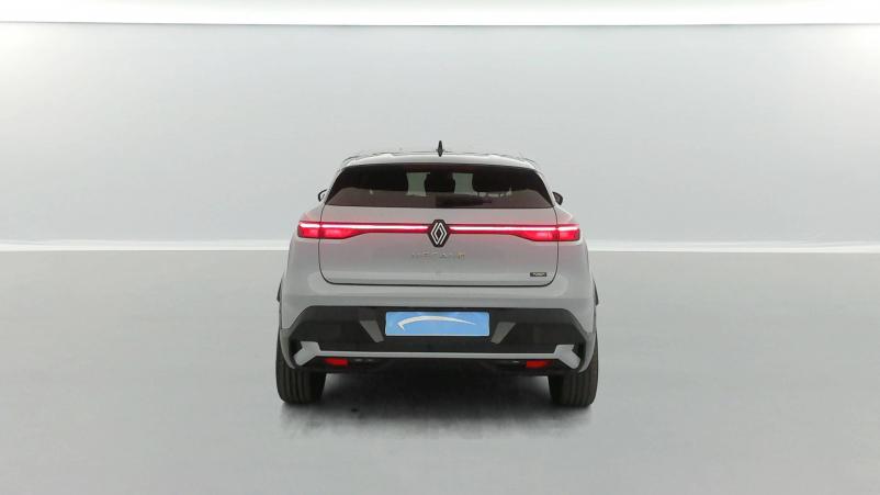 Vente en ligne Renault Megane E-Tech  EV60 220 ch super charge au prix de 27 990 €