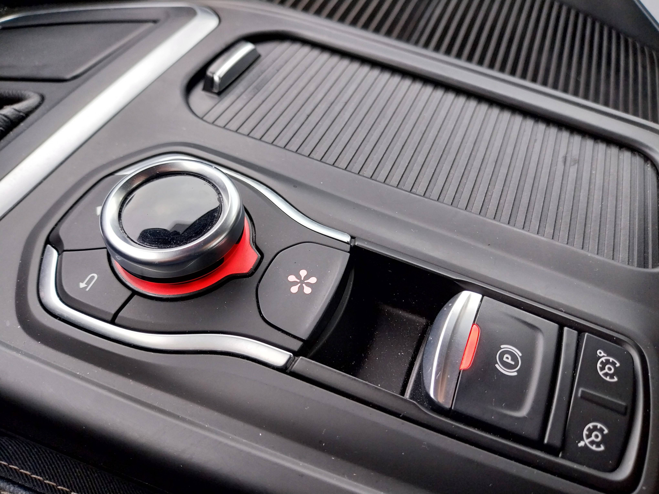 Vente en ligne Renault Talisman  Tce 150 Energy EDC au prix de 13 790 €