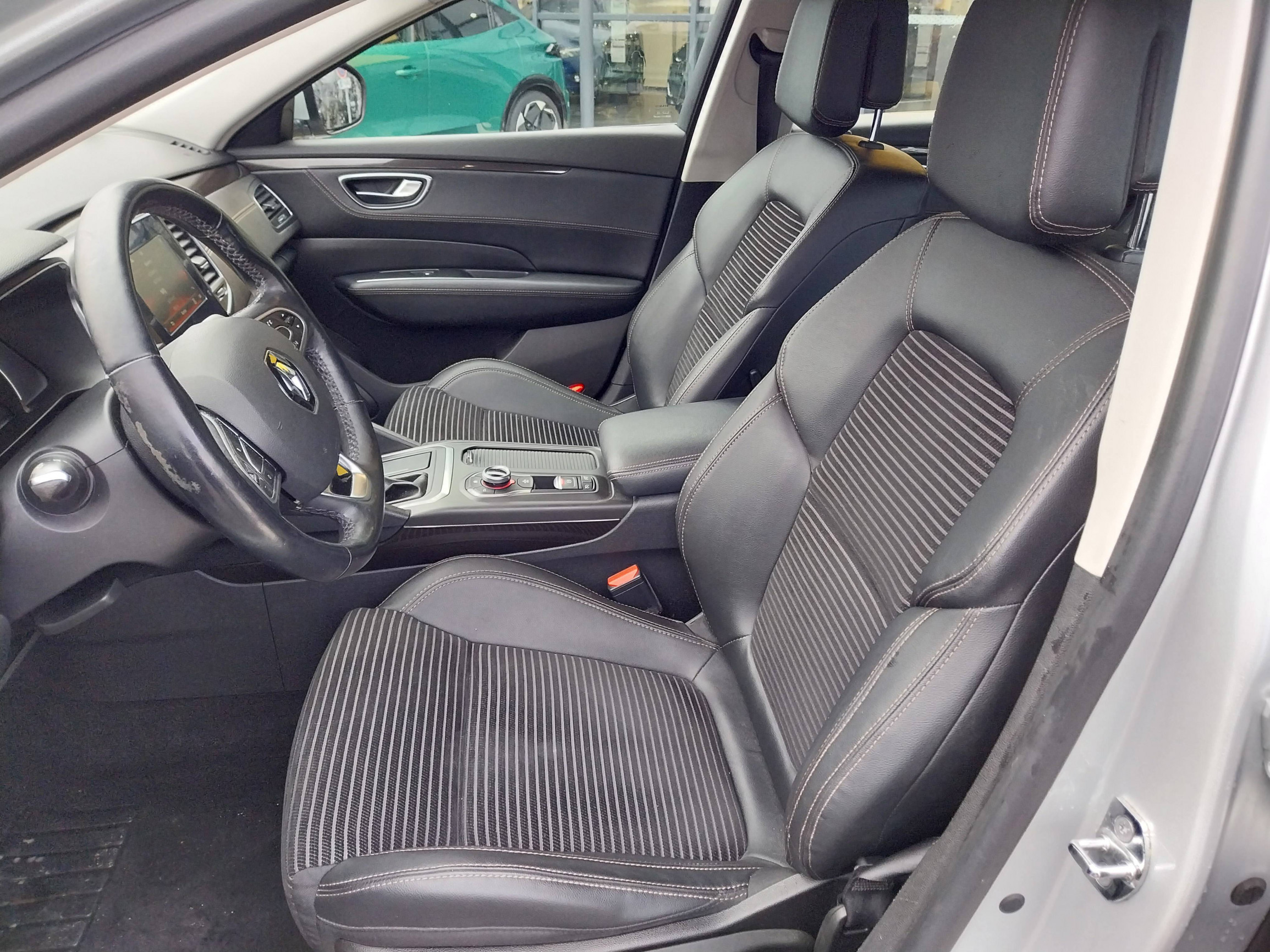 Vente en ligne Renault Talisman  Tce 150 Energy EDC au prix de 13 790 €