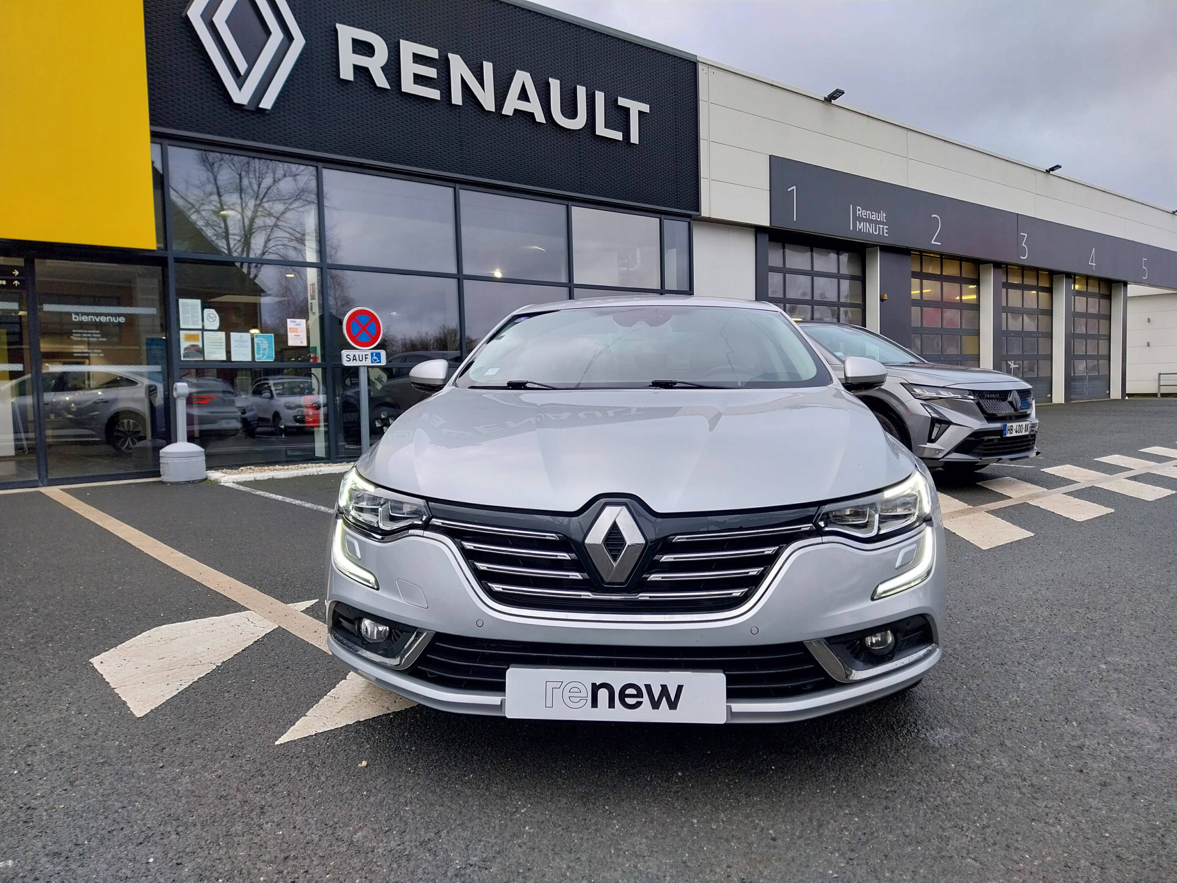Vente en ligne Renault Talisman  Tce 150 Energy EDC au prix de 13 790 €