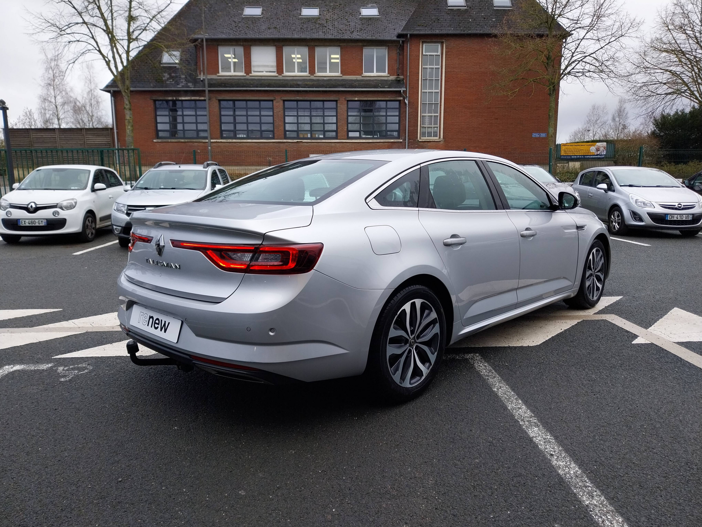 Vente en ligne Renault Talisman  Tce 150 Energy EDC au prix de 13 790 €