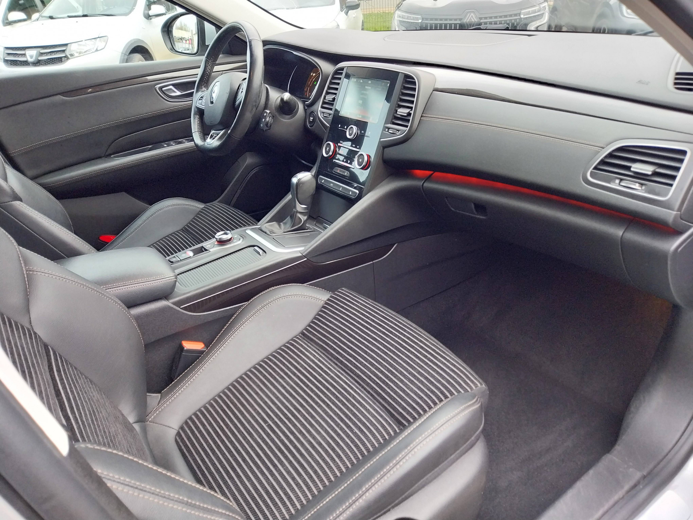 Vente en ligne Renault Talisman  Tce 150 Energy EDC au prix de 13 790 €