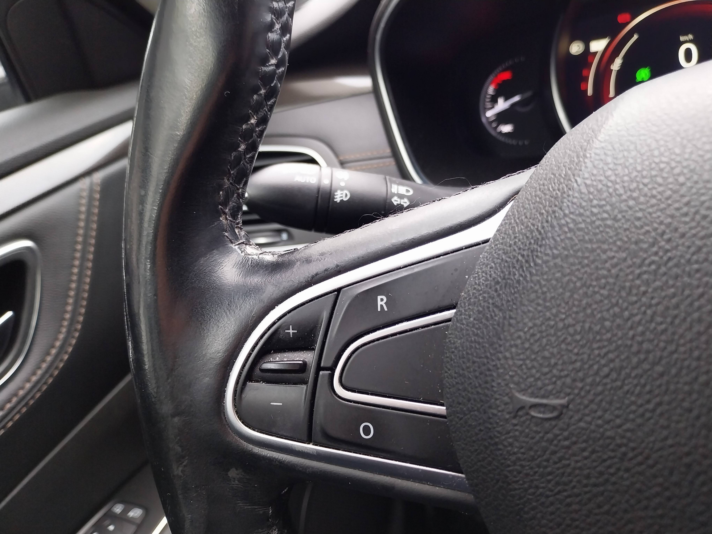 Vente en ligne Renault Talisman  Tce 150 Energy EDC au prix de 13 790 €