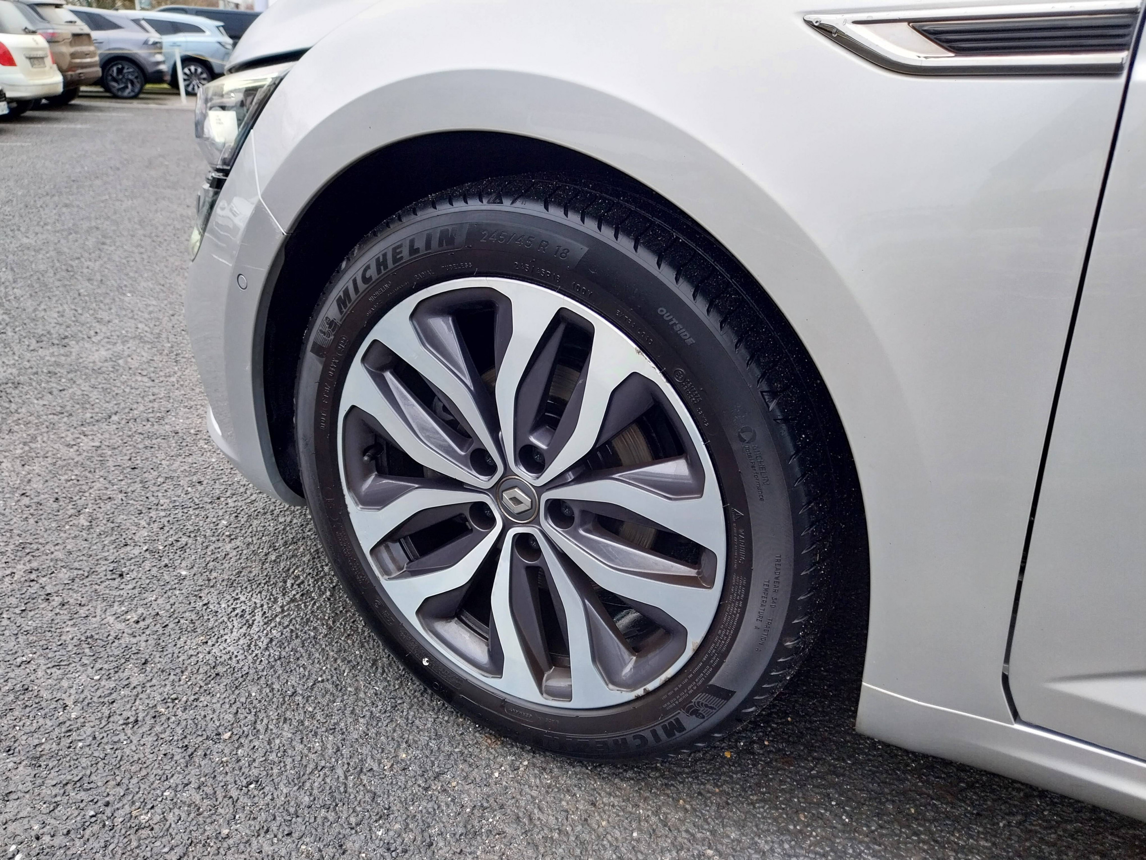 Vente en ligne Renault Talisman  Tce 150 Energy EDC au prix de 13 790 €