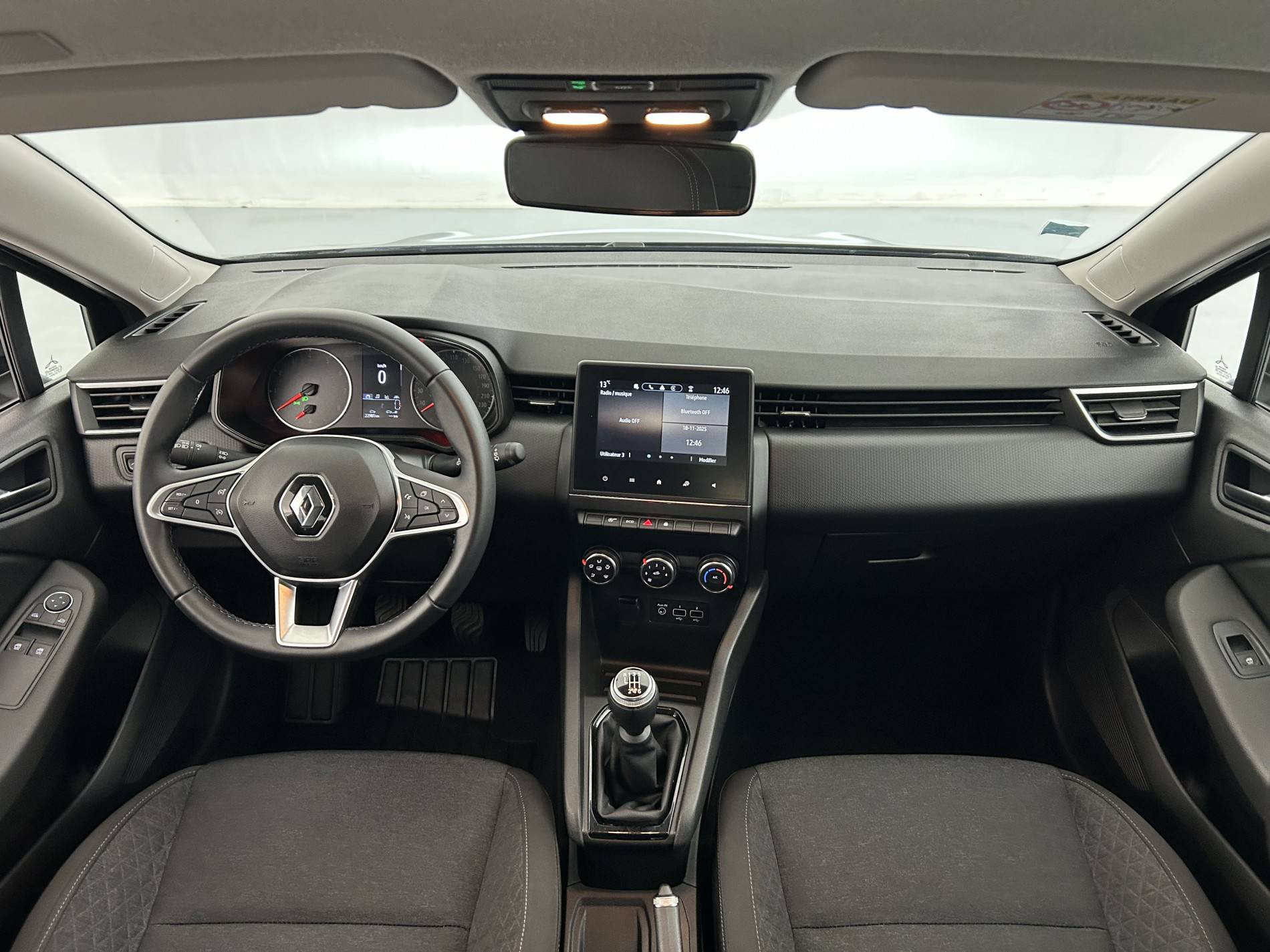 Vente en ligne Renault Clio 5 Clio TCe 90 au prix de 14 390 €