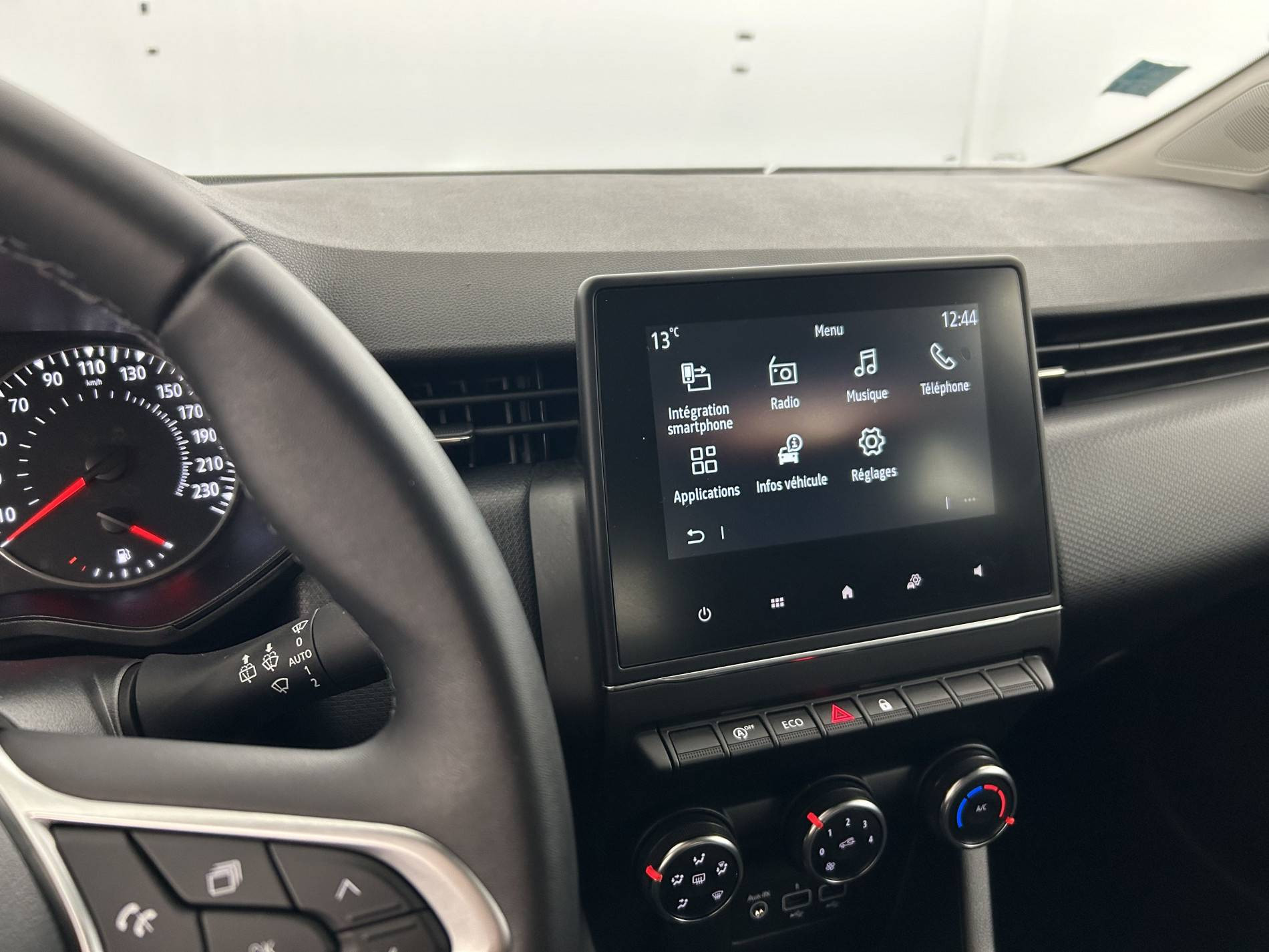 Vente en ligne Renault Clio 5 Clio TCe 90 au prix de 14 390 €