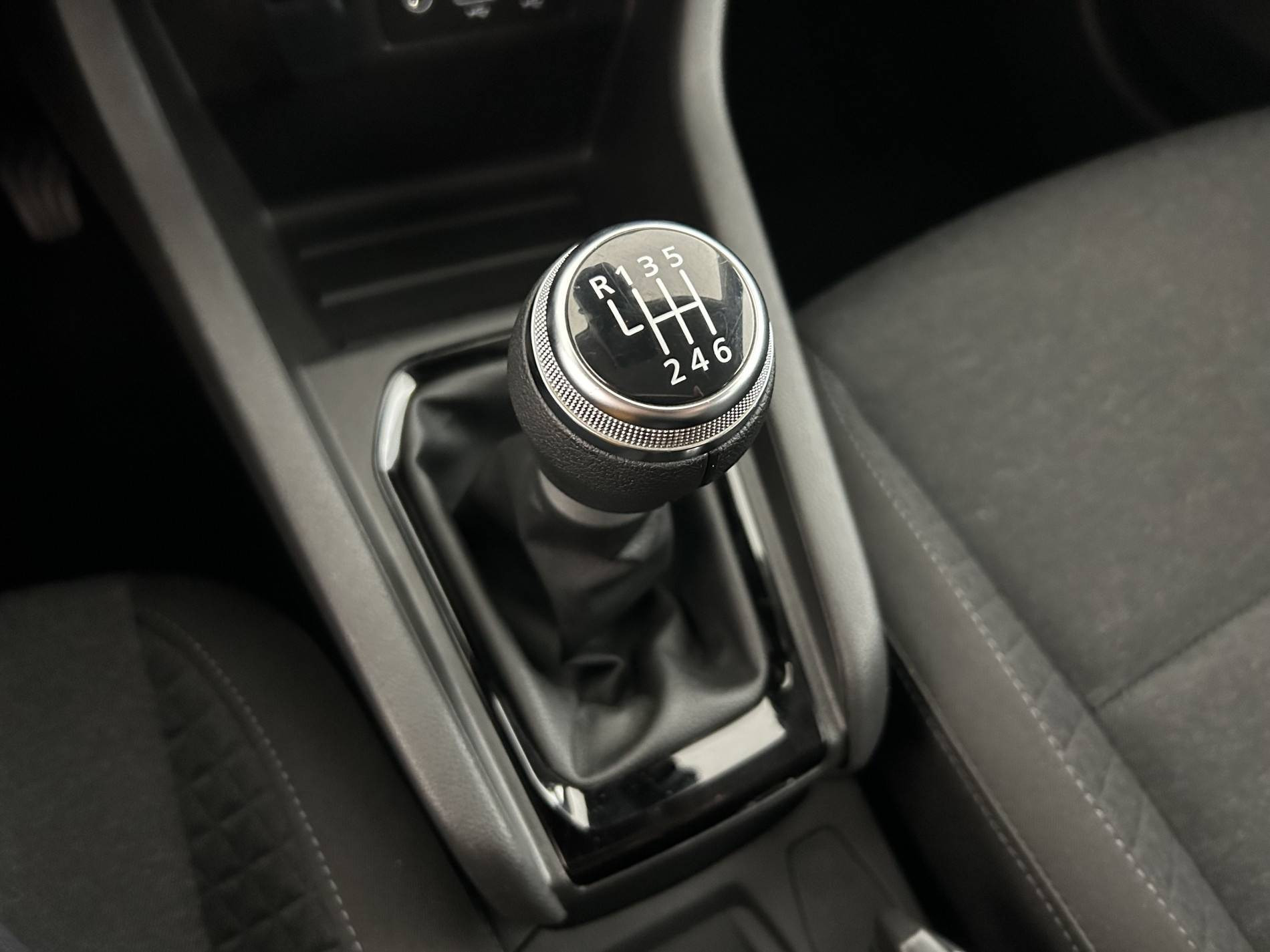 Vente en ligne Renault Clio 5 Clio TCe 90 au prix de 13 990 €