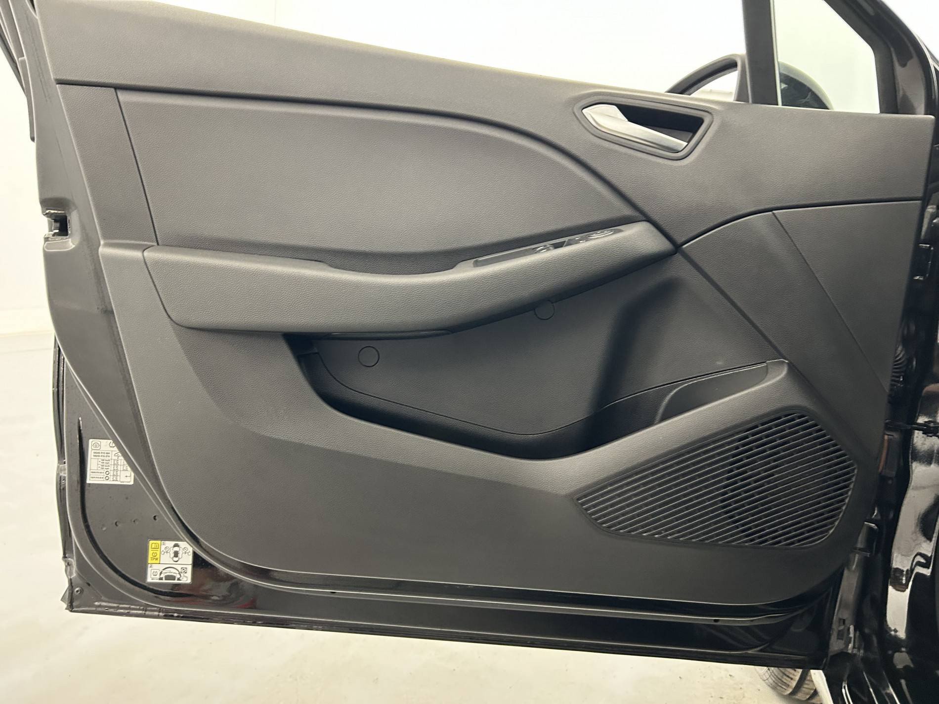 Vente en ligne Renault Clio 5 Clio TCe 90 au prix de 14 390 €