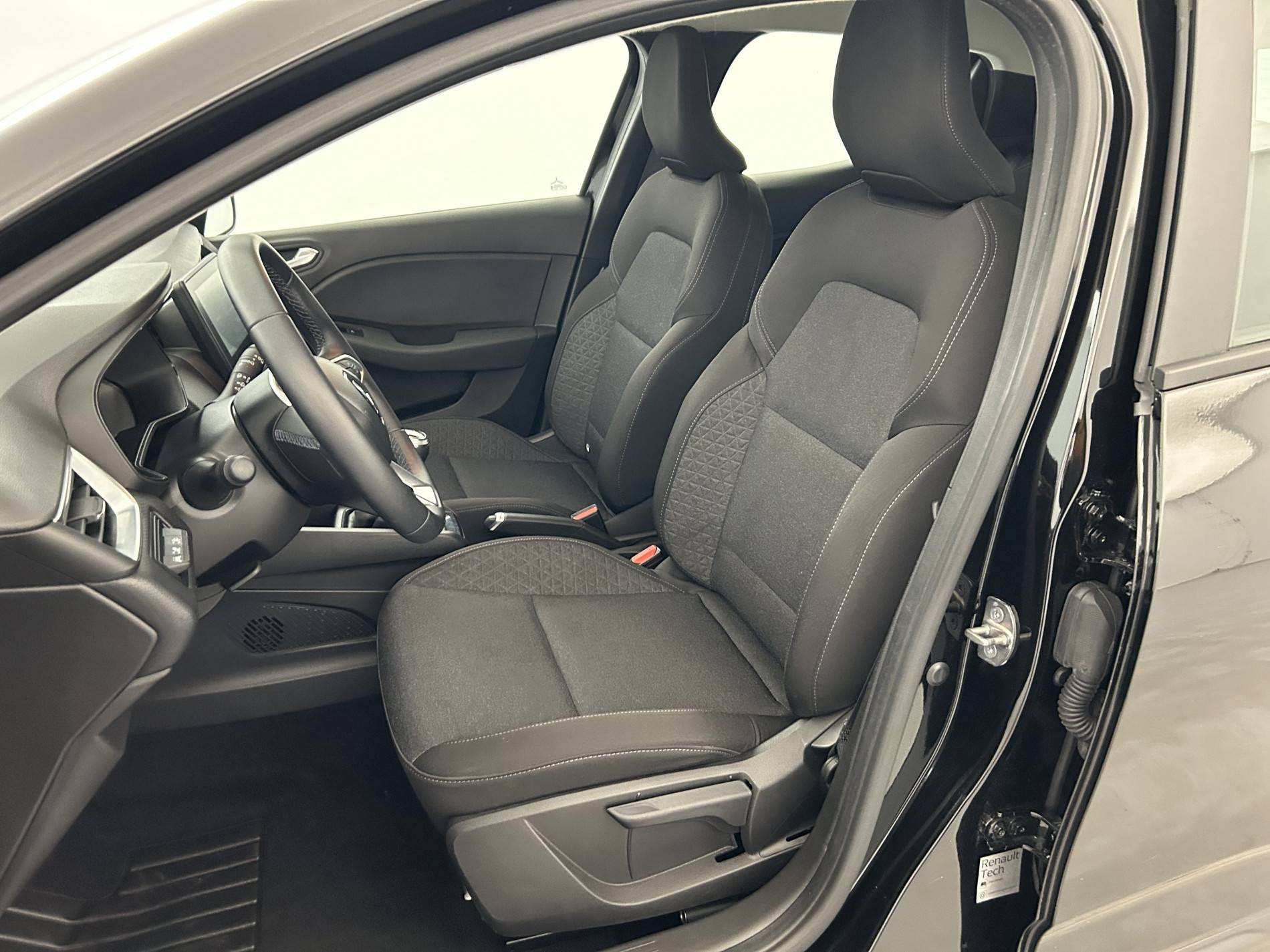 Vente en ligne Renault Clio 5 Clio TCe 90 au prix de 14 390 €