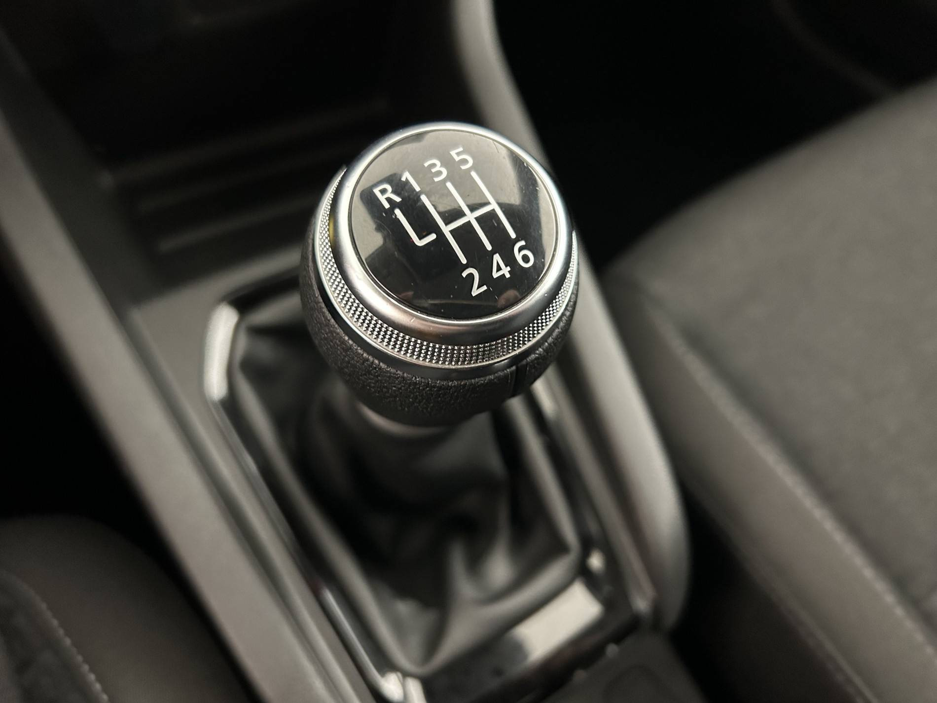 Vente en ligne Renault Clio 5 Clio TCe 90 au prix de 14 390 €