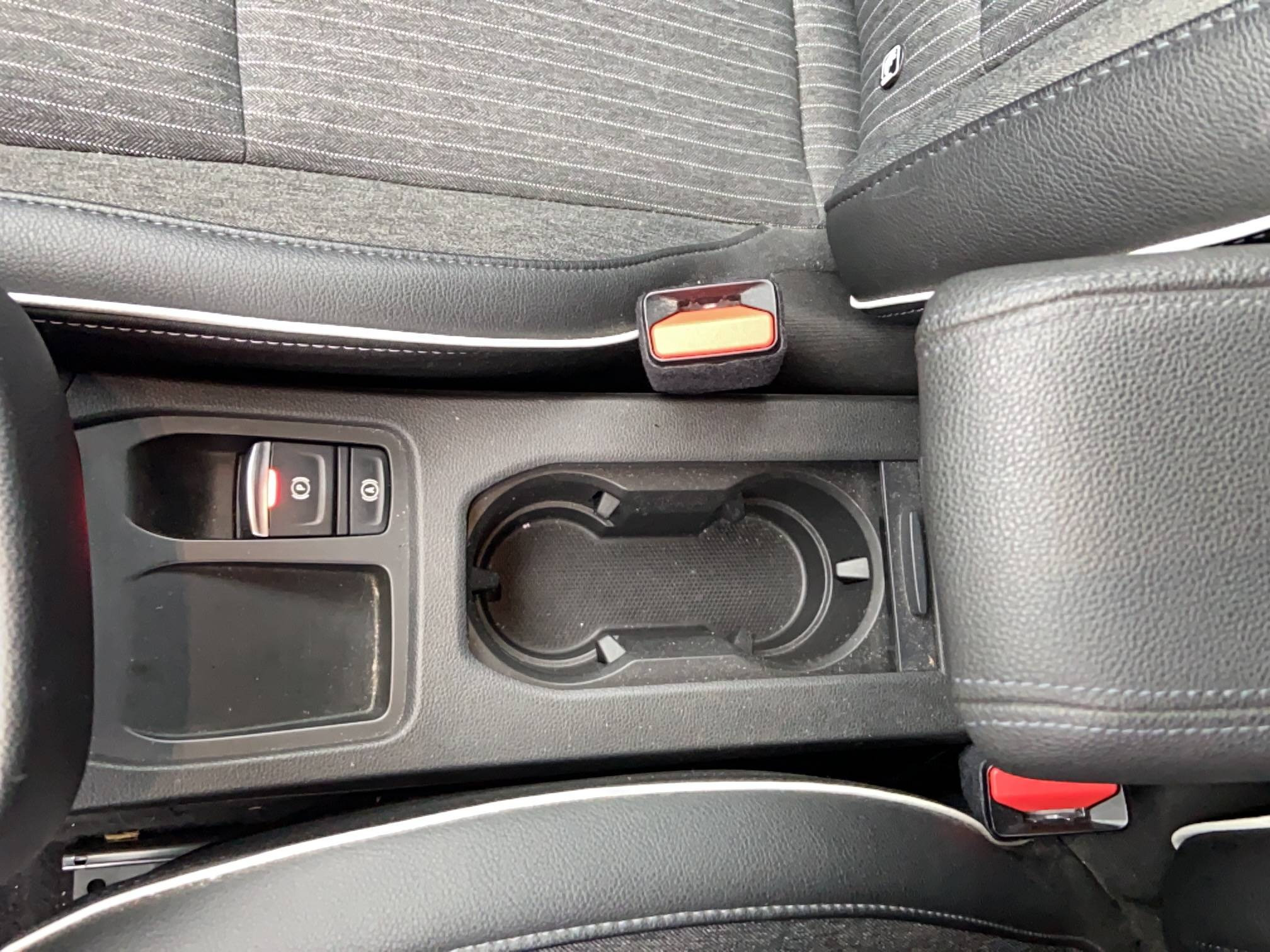 Vente en ligne Renault Clio 5 Clio TCe 90 - 21N au prix de 15 490 €