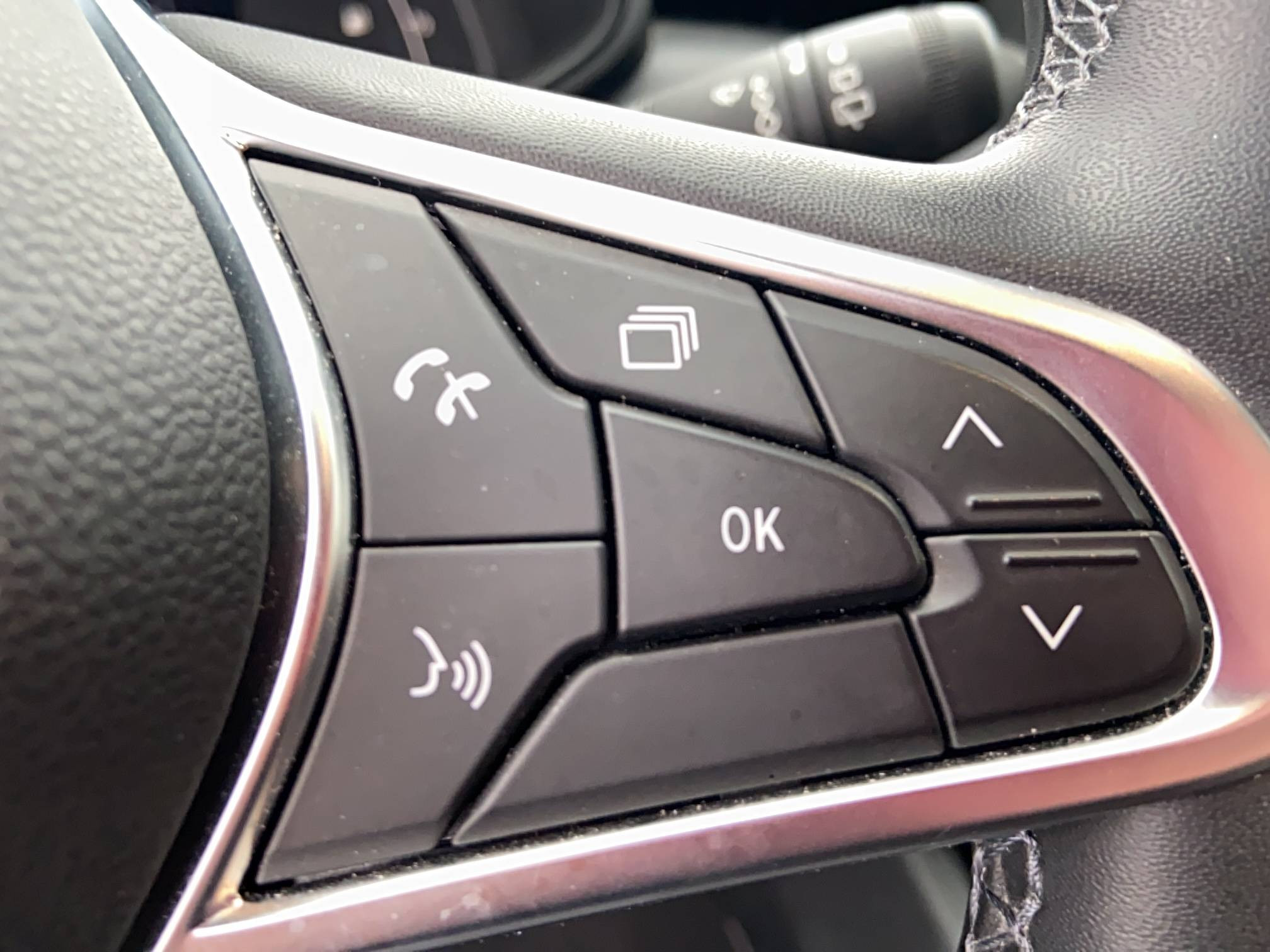 Vente en ligne Renault Clio 5 Clio TCe 90 - 21N au prix de 15 490 €