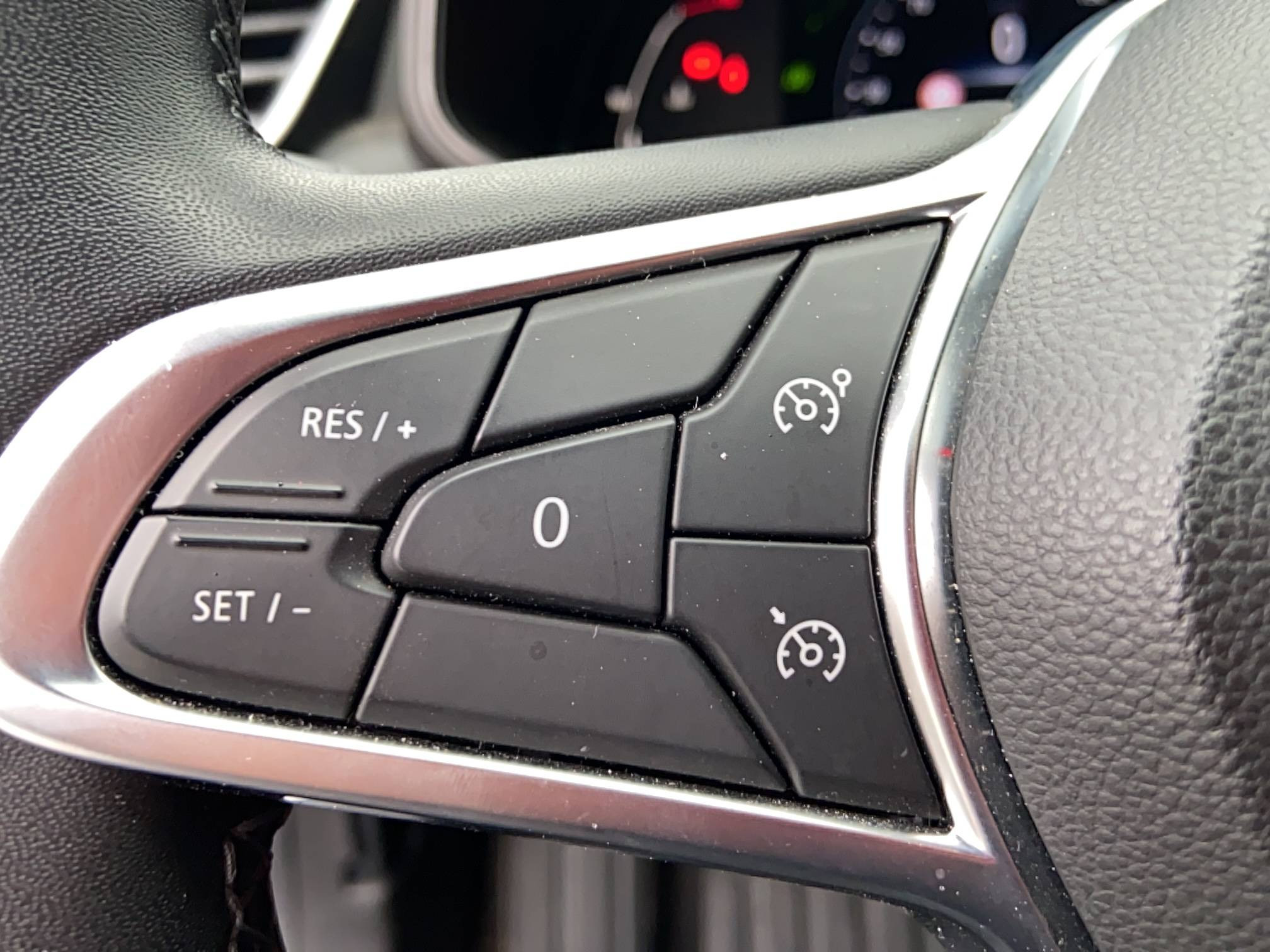 Vente en ligne Renault Clio 5 Clio TCe 90 - 21N au prix de 15 490 €