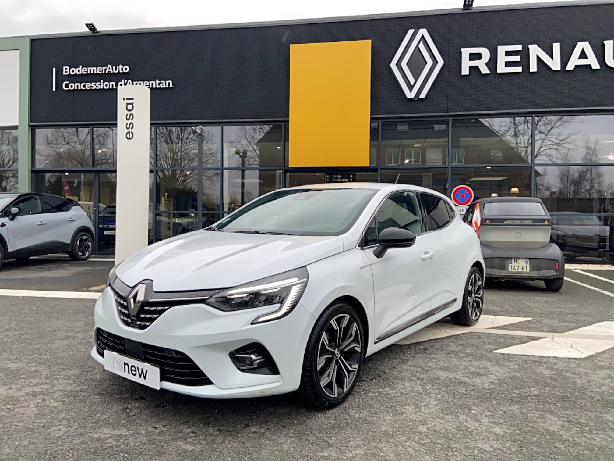 Renault Clio 5 Clio TCe 90 - 21N occasion de 2021 en vente à Argentan