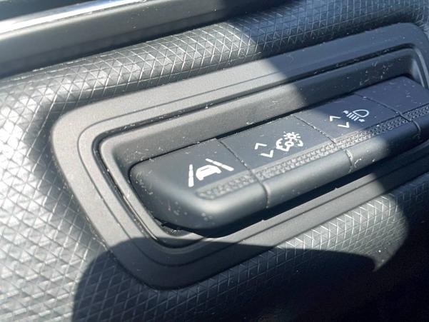 Vente en ligne Renault Clio 5 Clio TCe 90 au prix de 15 990 €
