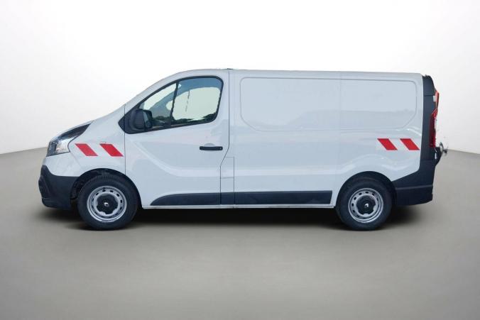 Vente en ligne Renault Trafic 3 Fourgon TRAFIC FGN L1H1 1000 KG DCI 95 E6 STOP&START au prix de 15 990 €