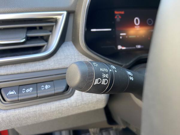 Vente en ligne Renault Clio 5 Clio dCi 100 au prix de 18 990 €