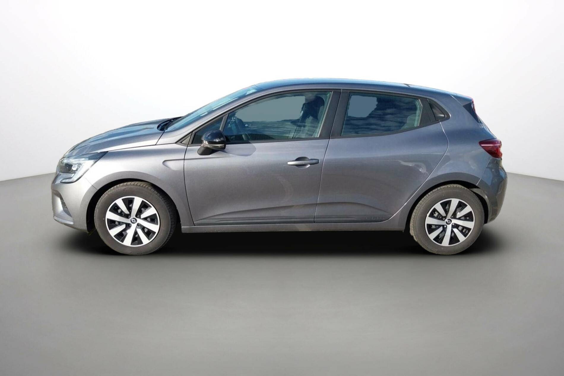 Vente en ligne Renault Clio 5 Clio TCe 90 au prix de 14 390 €