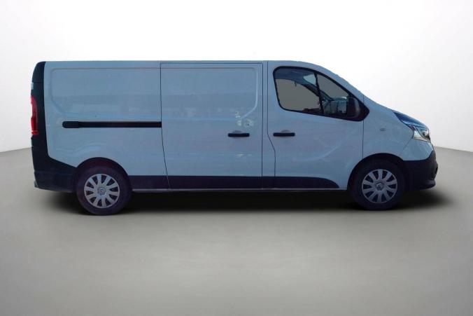 Vente en ligne Renault Trafic 3 Fourgon TRAFIC FGN L2H1 1300 KG DCI 120 au prix de 20 490 €