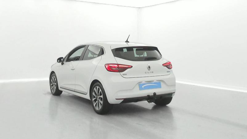 Vente en ligne Renault Clio 5 Clio E-Tech 140 au prix de 18 990 €