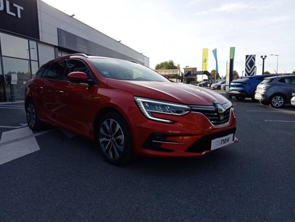 Vente en ligne Renault Megane 4 Estate  E-Tech plug-in hybrid 160 au prix de 26 490 €