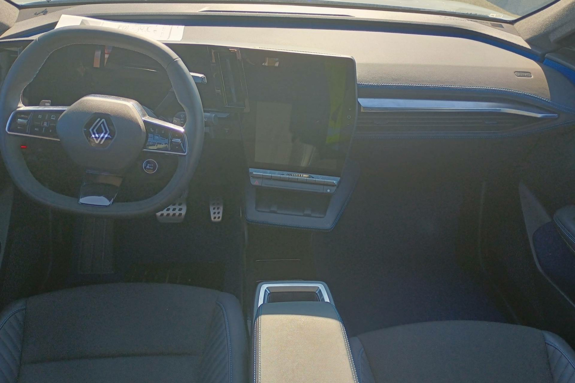 Vente en ligne Renault Scenic E-Tech  220 ch grande autonomie au prix de 42 490 €