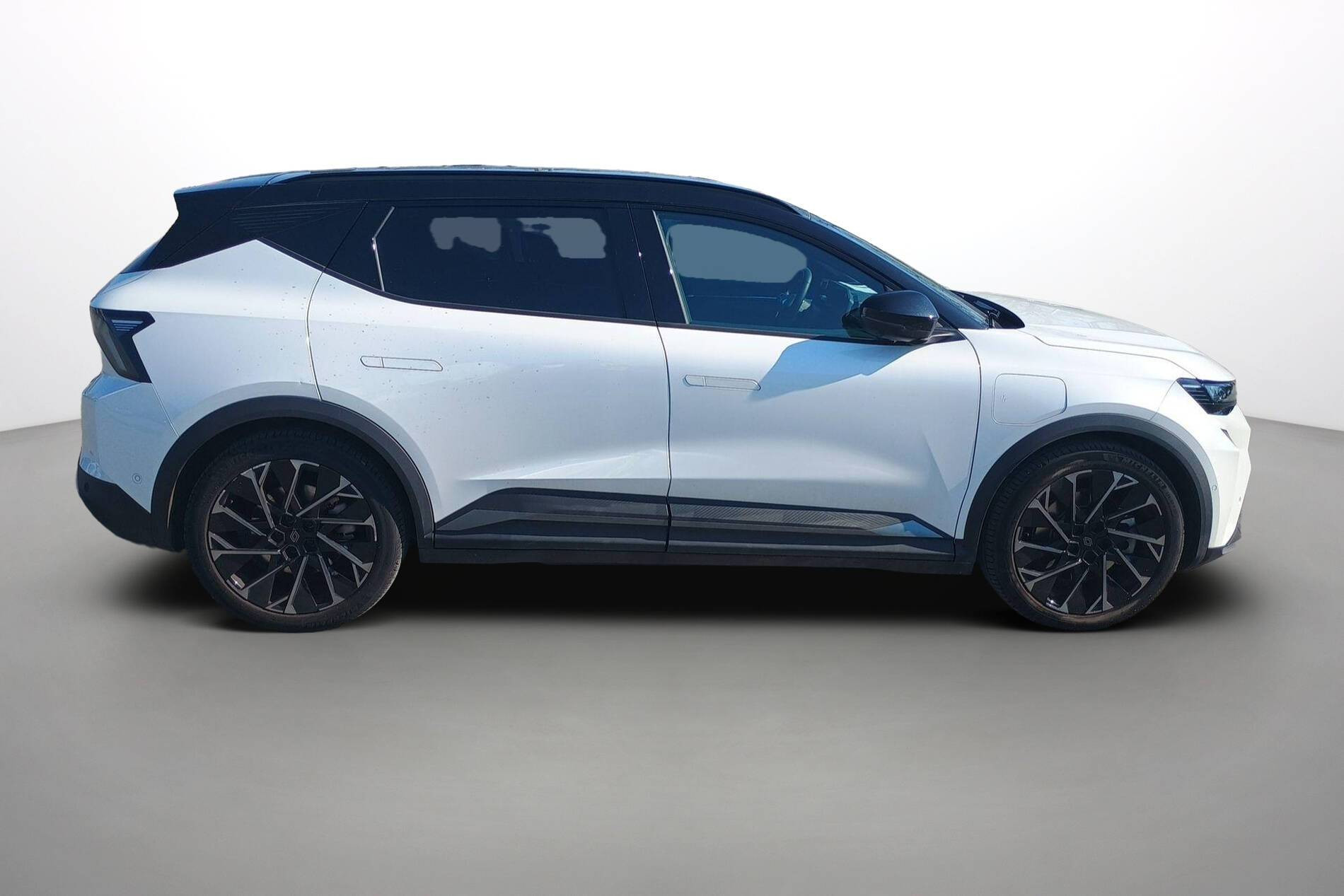 Vente en ligne Renault Scenic E-Tech  220 ch grande autonomie au prix de 42 490 €