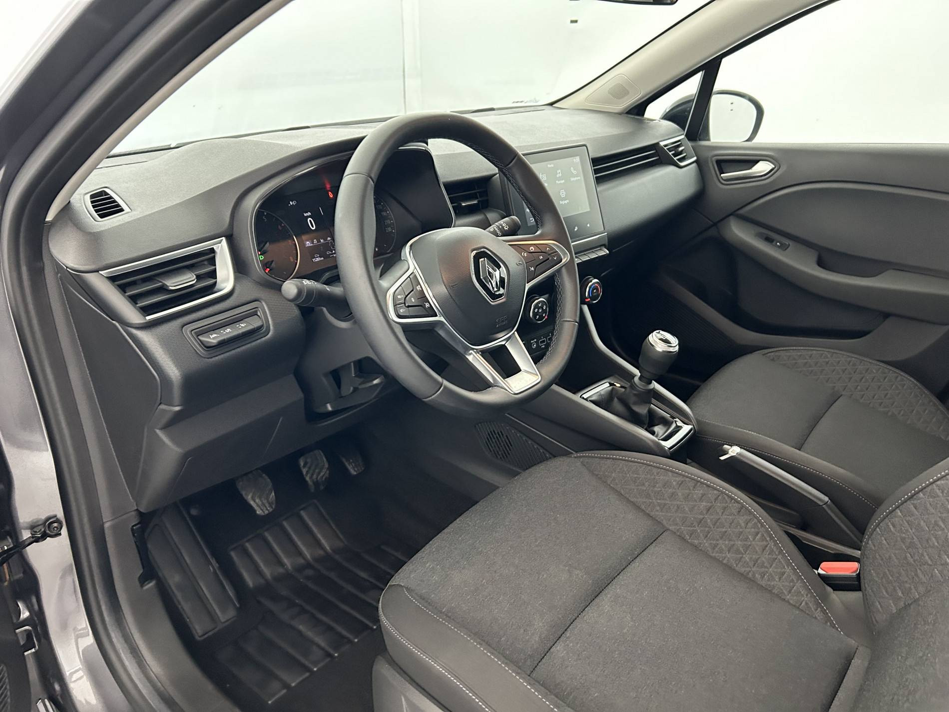 Vente en ligne Renault Clio 5 Clio TCe 90 au prix de 13 990 €