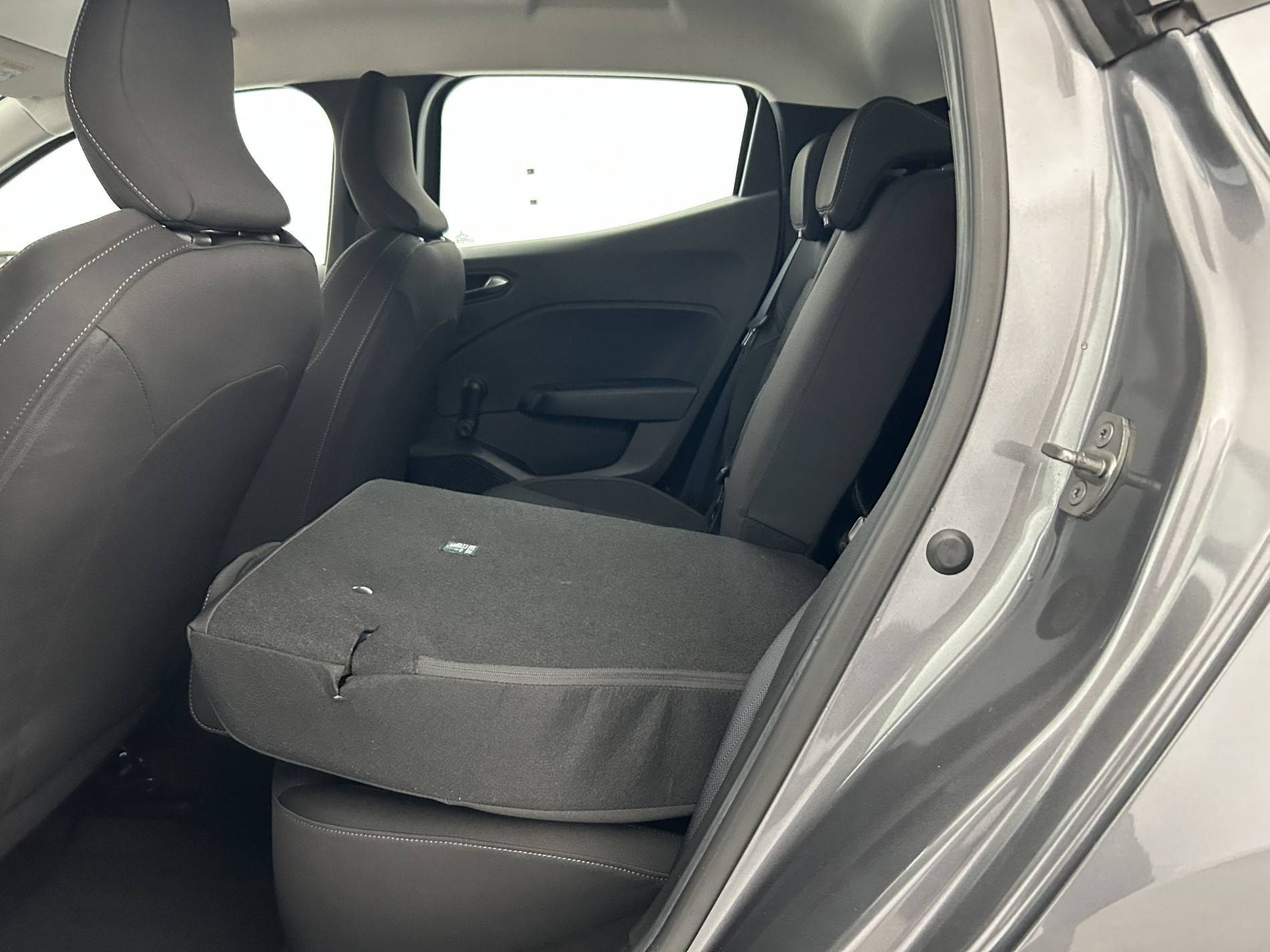 Vente en ligne Renault Clio 5 Clio TCe 90 au prix de 13 990 €