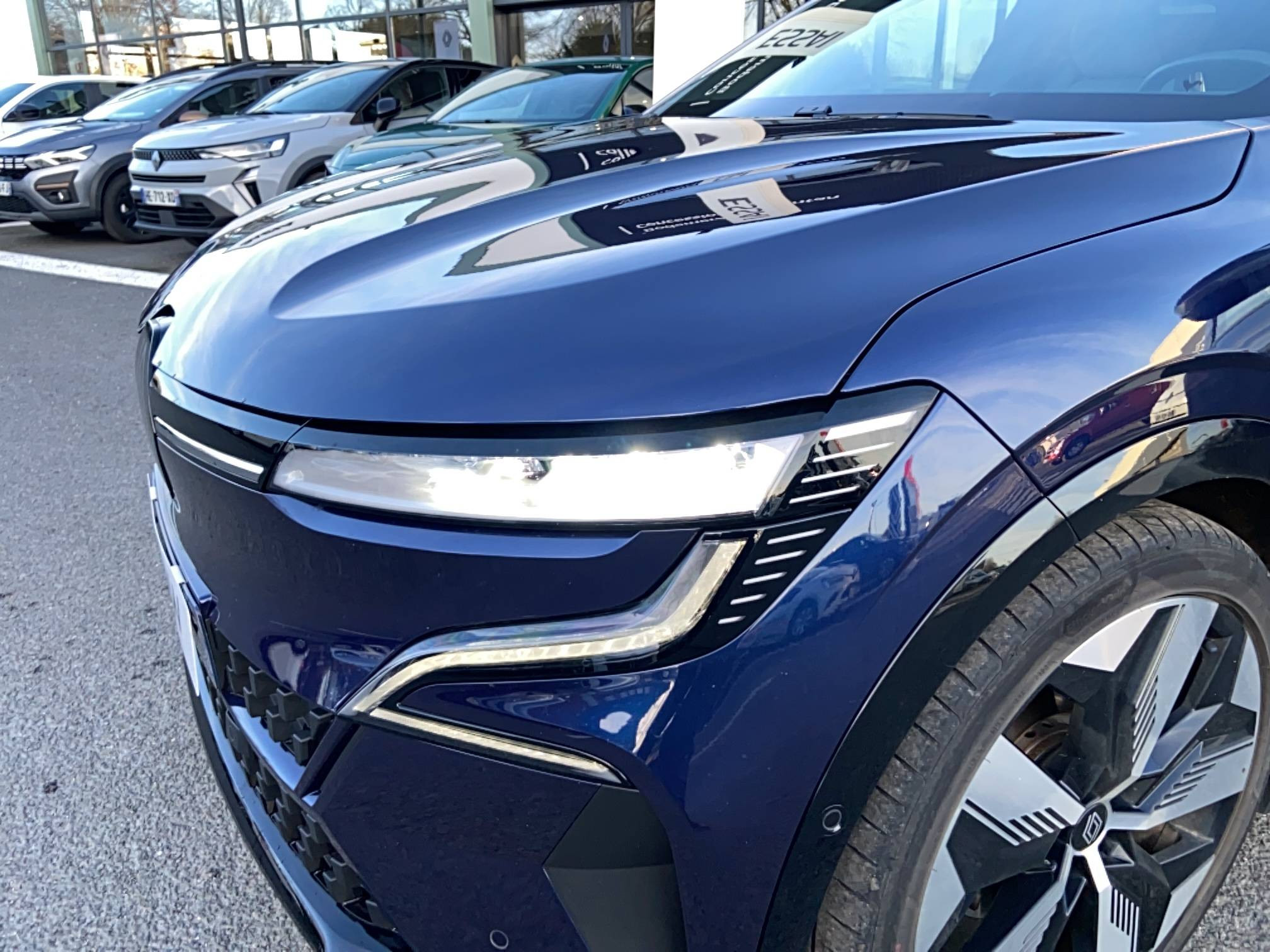 Vente en ligne Renault Megane E-Tech  EV60 220 ch super charge au prix de 26 990 €