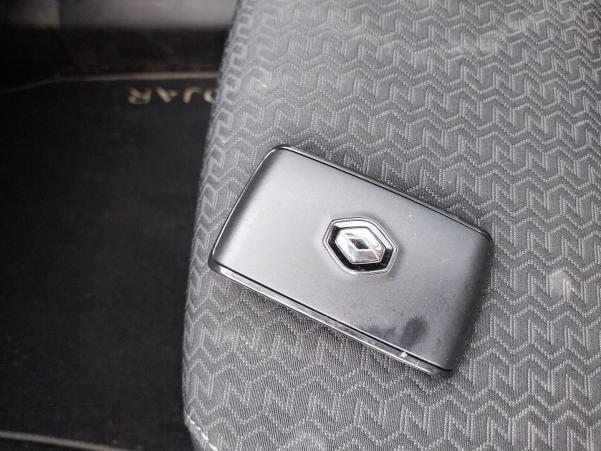 Vente en ligne Renault Kadjar  Blue dCi 115 au prix de 16 990 €