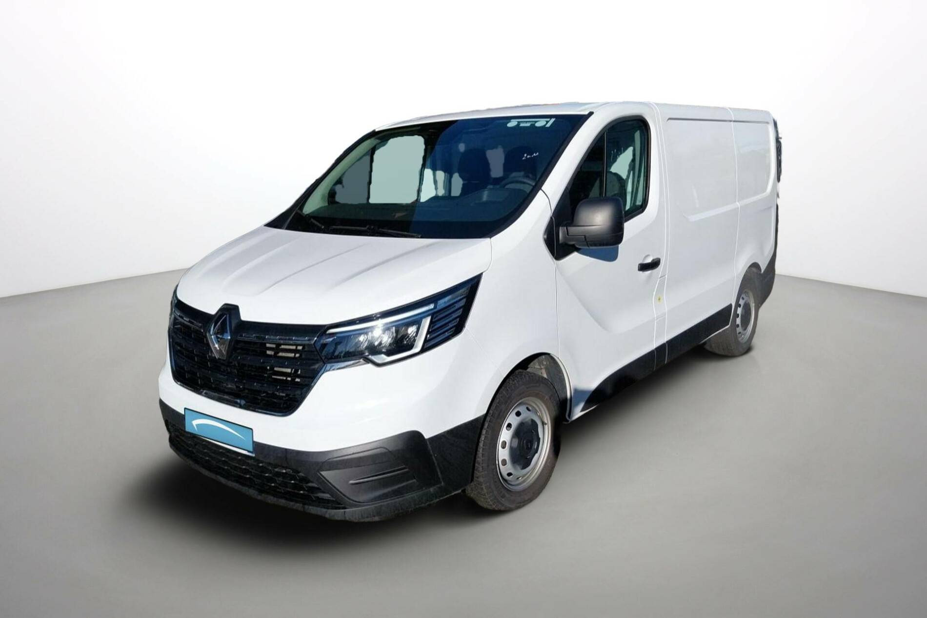 Vente en ligne Renault Trafic 3 Fourgon TRAFIC FGN L1H1 3000 KG BLUE DCI 130 au prix de 24 690 €