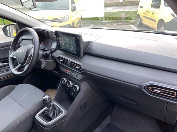 Vente en ligne Dacia Sandero  ECO-G 100 au prix de 17 690 €