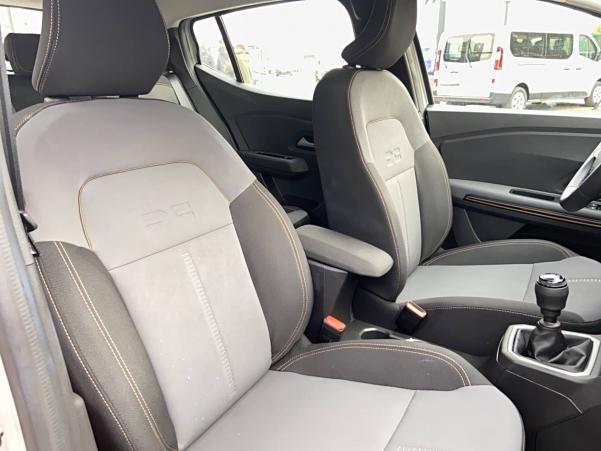 Vente en ligne Dacia Sandero  ECO-G 100 au prix de 17 690 €