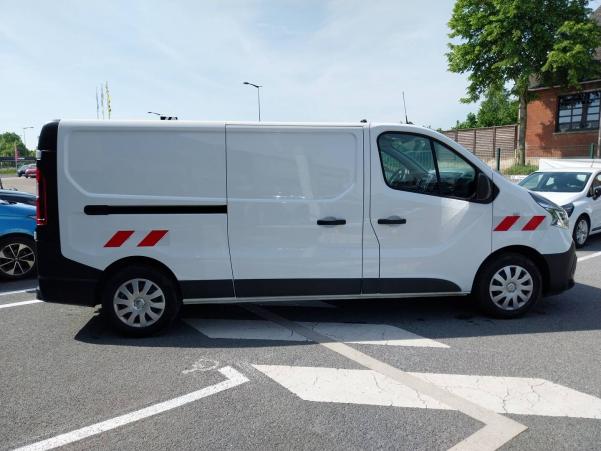 Vente en ligne Renault Trafic 3 Fourgon TRAFIC FGN L2H1 1300 KG DCI 120 au prix de 24 990 €