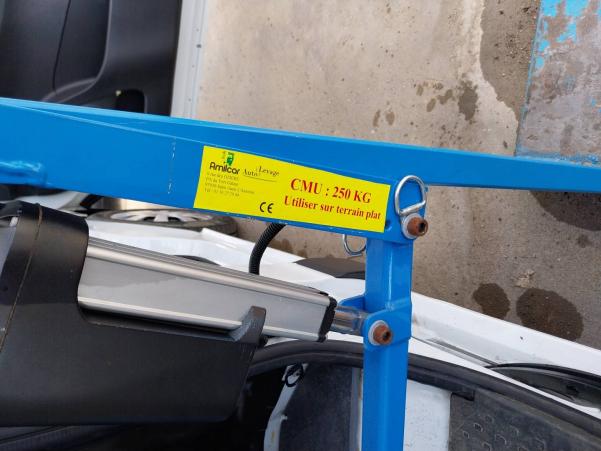 Vente en ligne Renault Trafic 3 Fourgon TRAFIC FGN L2H1 1300 KG DCI 120 au prix de 24 990 €