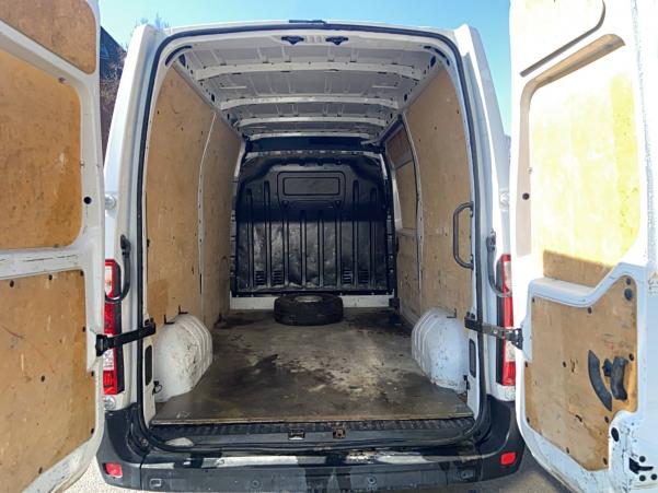 Vente en ligne Renault Master 3 Fourgon MASTER FGN TRAC F3500 L2H2 BLUE DCI 150 au prix de 24 990 €