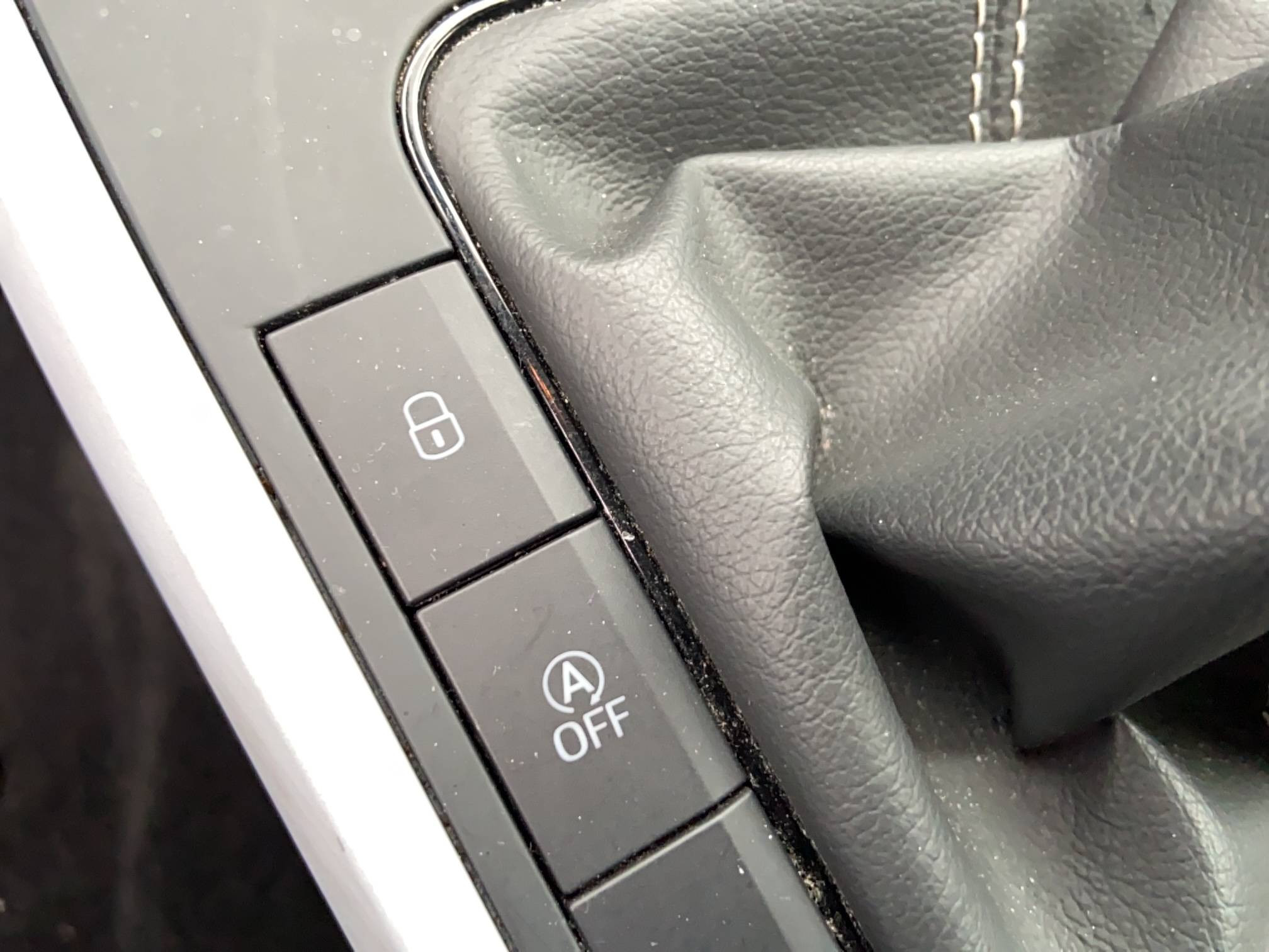 Vente en ligne Seat Arona  1.0 TSI 95 ch Start/Stop BVM5 au prix de 12 990 €