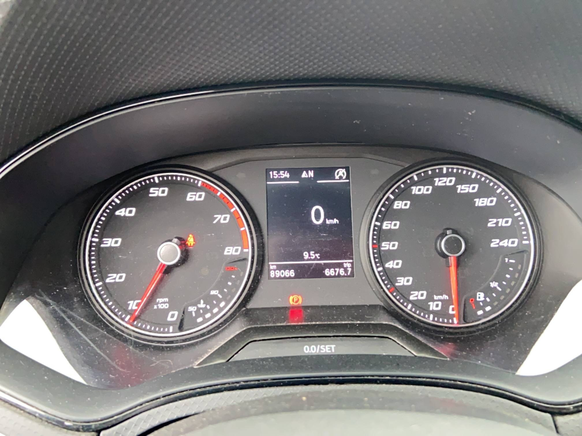 Vente en ligne Seat Arona  1.0 TSI 95 ch Start/Stop BVM5 au prix de 12 990 €