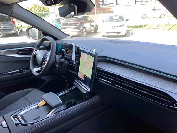 Vente en ligne Renault Espace Espace E-Tech full hybrid 200 GSR2 au prix de 38 590 €
