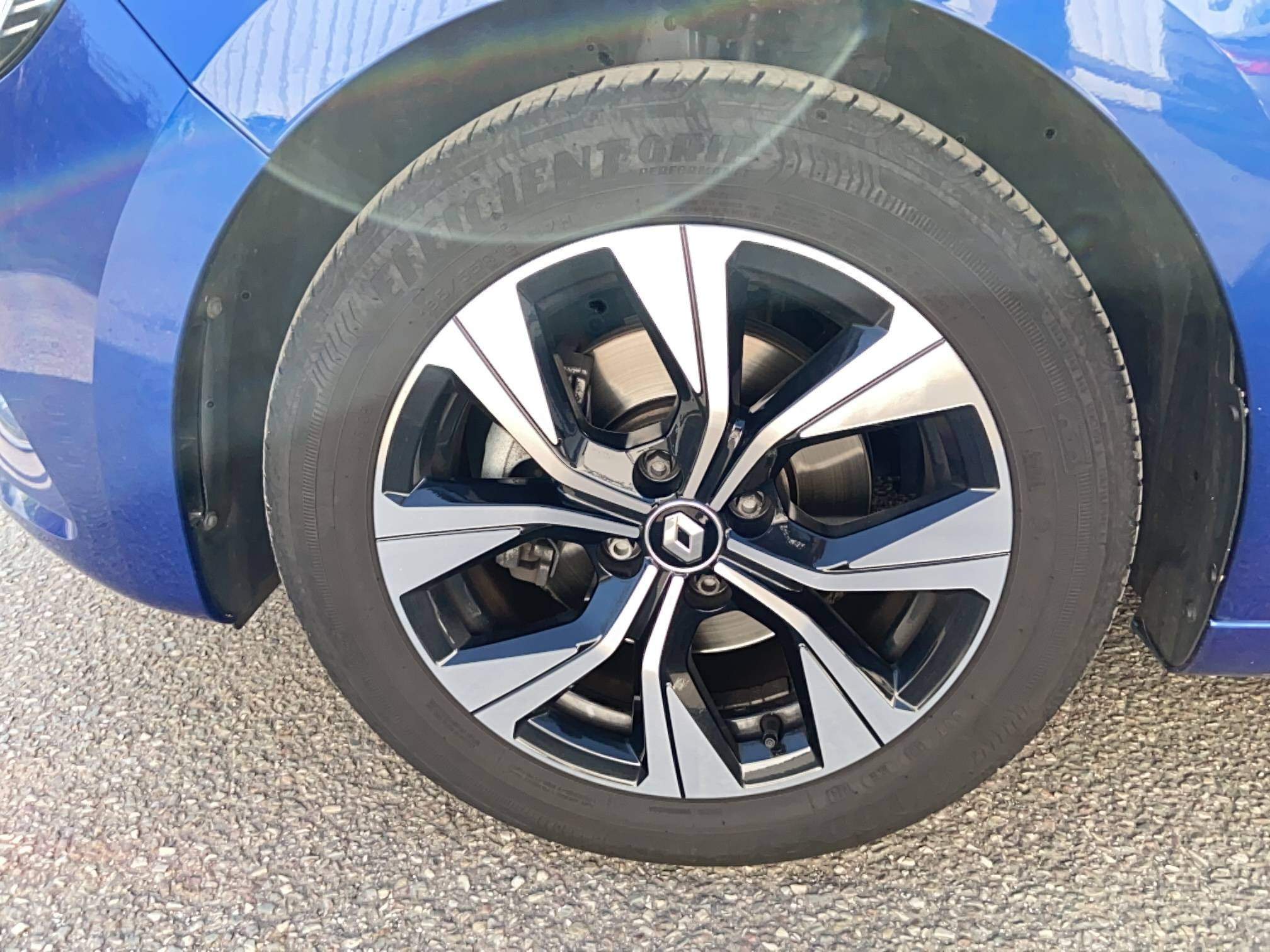 Vente en ligne Renault Clio 5 Clio Blue dCi 100 au prix de 13 990 €