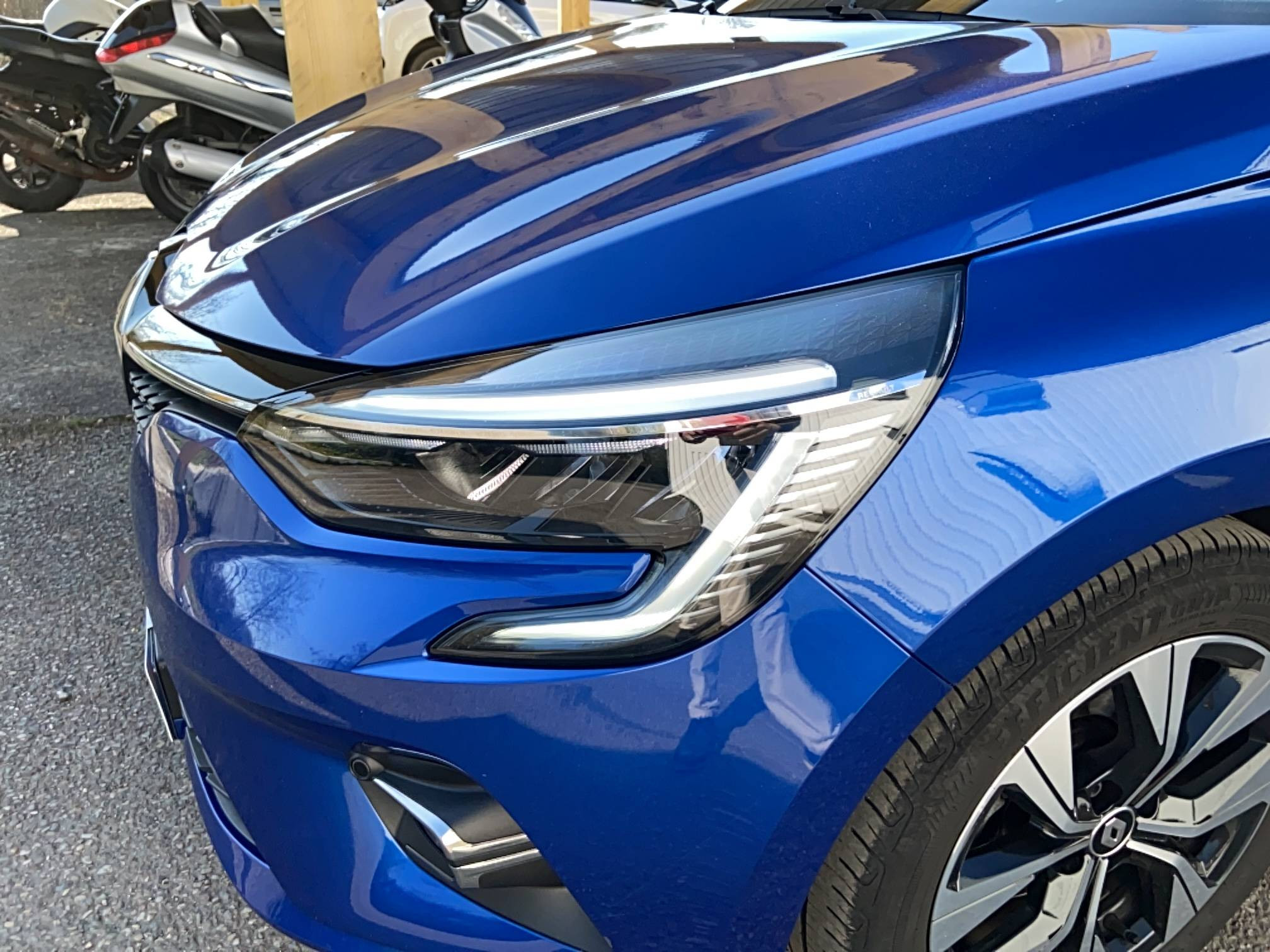 Vente en ligne Renault Clio 5 Clio Blue dCi 100 au prix de 13 990 €